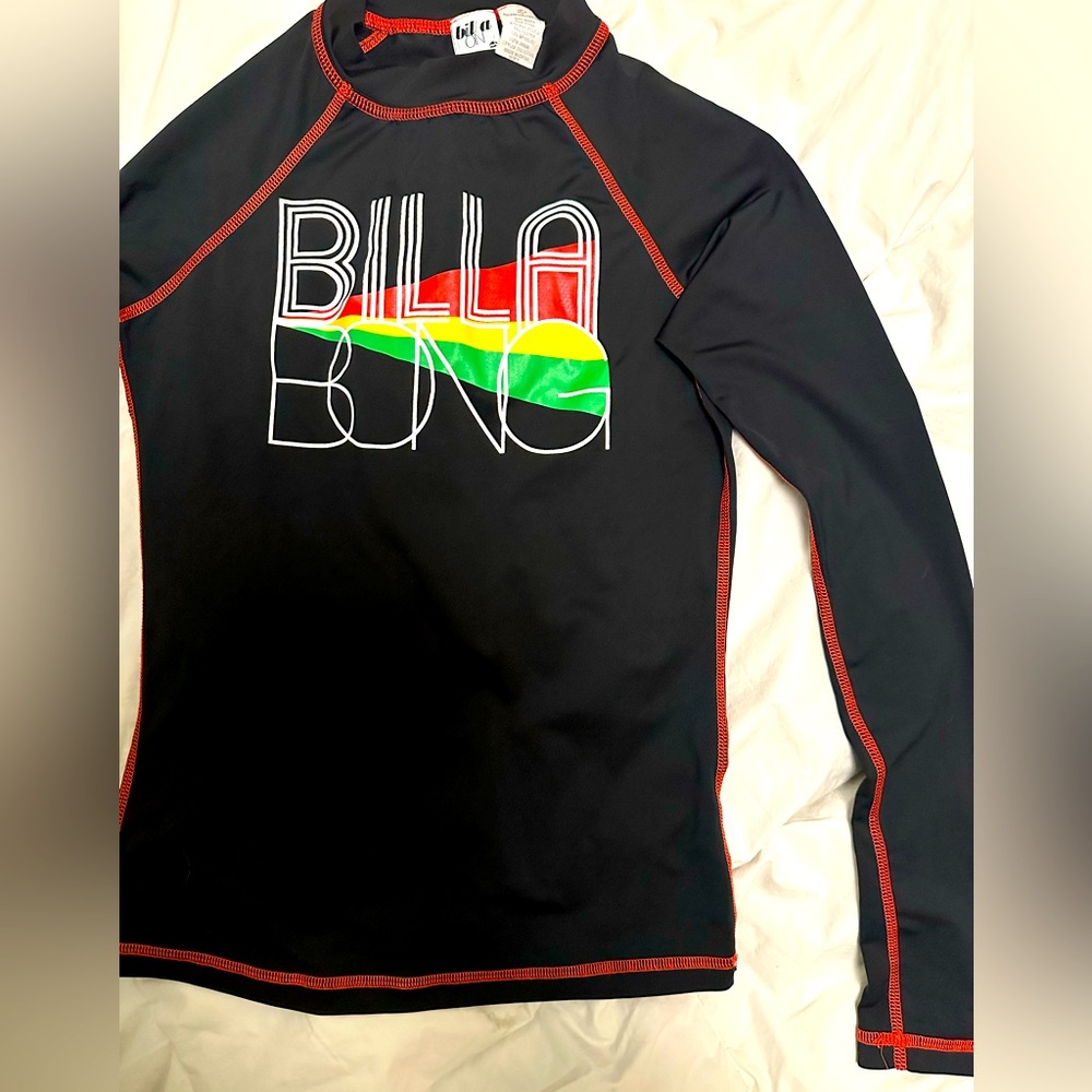 Billabong rash guard 🏄🏻‍♀️🌊